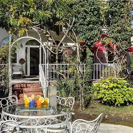 Villa Casa Bianca In The Heart Of The Town, Daily Housekeeping & Concierge Sant'Agata sui due Golfi