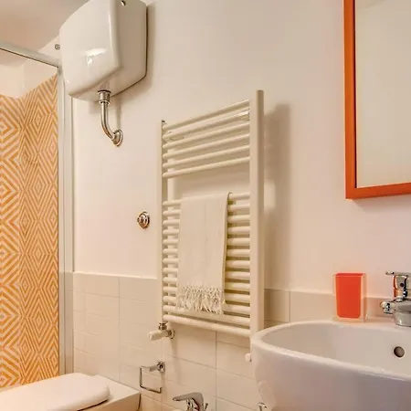 Casa Bianca In The Heart Of The Town, Daily Housekeeping & Concierge Sant'Agata sui due Golfi